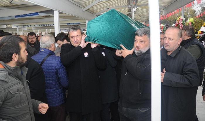 Avni Gülbakanoğlu toprağa verildi