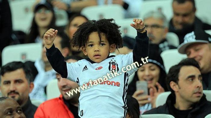 Quaresma ile Negredo tartıştı