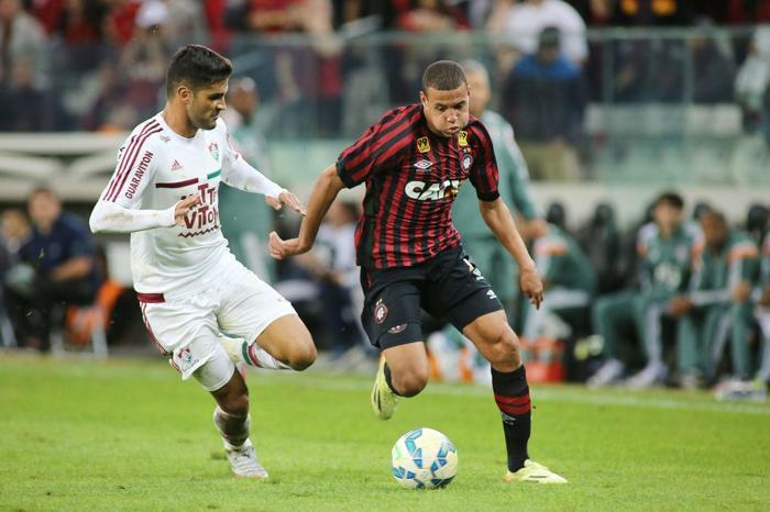 SIDCLEY FERREIRA (FENERBAHÇE) (SOL BEK)