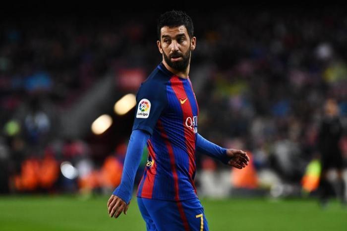 ARDA TURAN (BEŞİKTAŞ) (SOL KANAT)