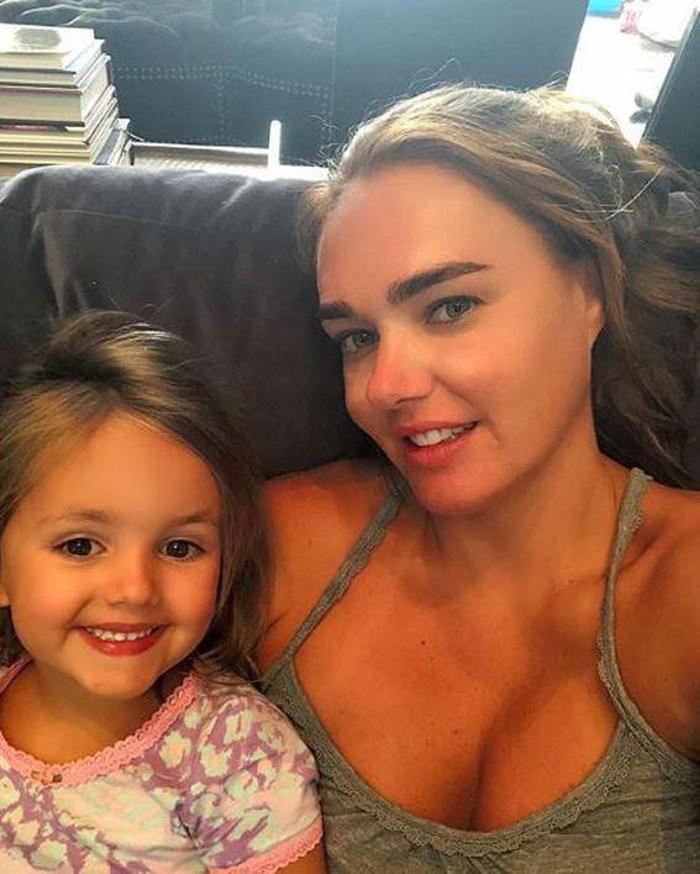 Tamara Ecclestone : Yine çıplak poz verirdim ama...