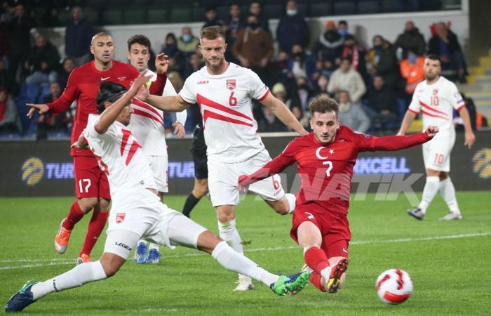 Kerem Aktürkoğlu, Cebelitarık savunmasını ipe dizdi Sosyal medyayı sallayan gol