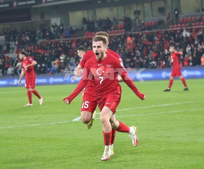 Kerem Aktürkoğlu, Cebelitarık savunmasını ipe dizdi Sosyal medyayı sallayan gol