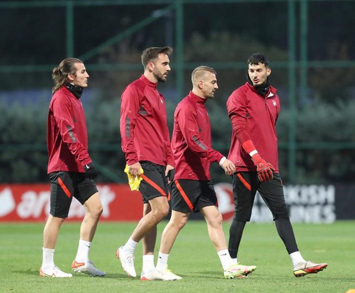 A Milli Takımdan çift forvetli 11 Kuntz tercihini yaptı...
