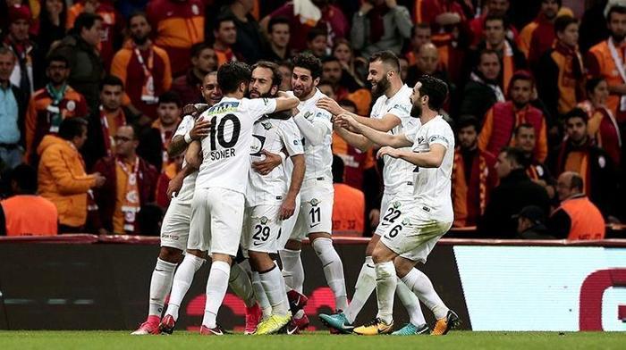 16) Teleset Mobilya Akhisar Belediyespor| Piyasa Değeri: 24.450.000 € (110 Milyon TL)