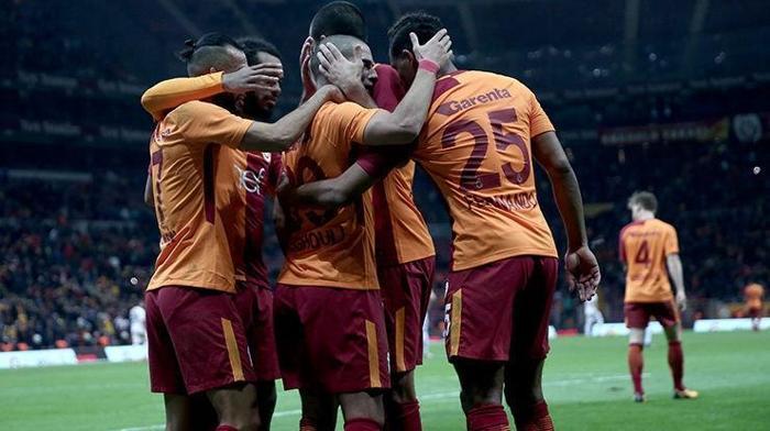2) Galatasaray | Piyasa Değeri: 112.600.000 € (508 Milyon TL)