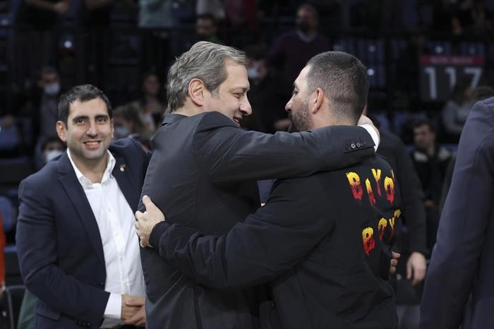 Son dakika: Galatasaraydan tarihi transfer kararı: 5 isim gönderiliyor