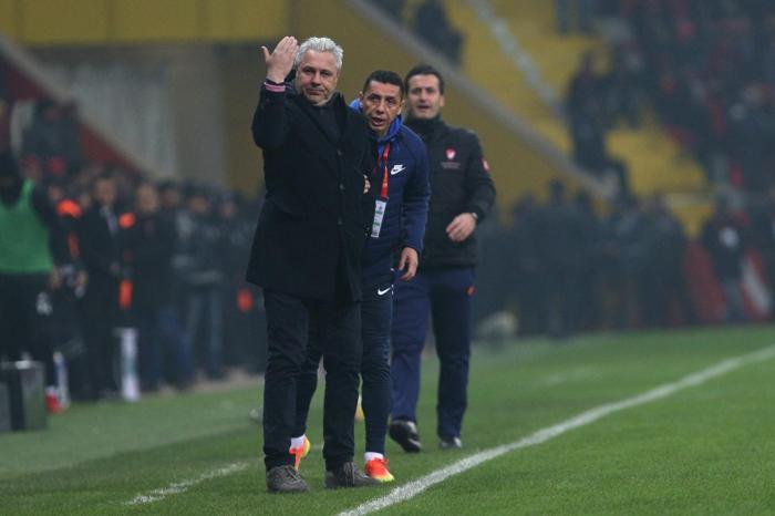 Fanatik yazarlarının Kayserispor - Beşiktaş maçı yorumları