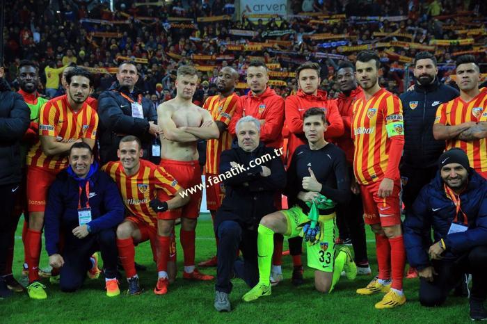 Kayserispor-Beşiktaş maçından kareler