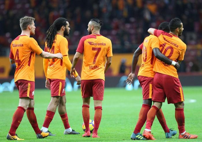 Fanatik yazarlarının Galatasaray - Akhisarspor maçı yorumları