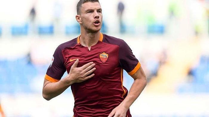 28) Edin Dzeko