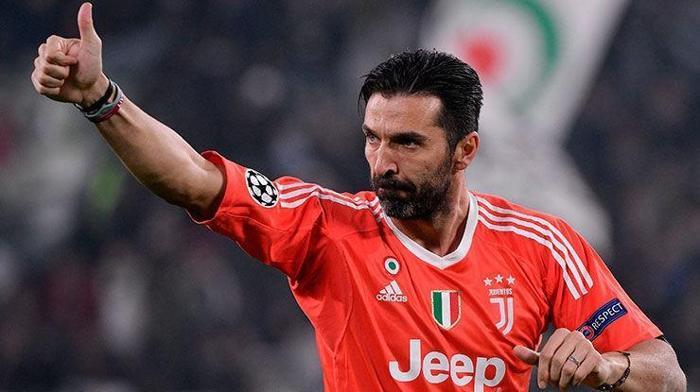 4) Guanluigi Buffon