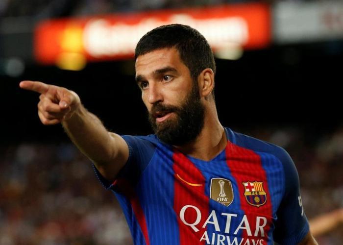 Arda Turan villasını satmaktan vazgeçti