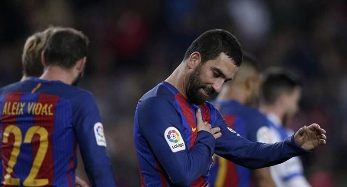 Arda Turan villasını satmaktan vazgeçti