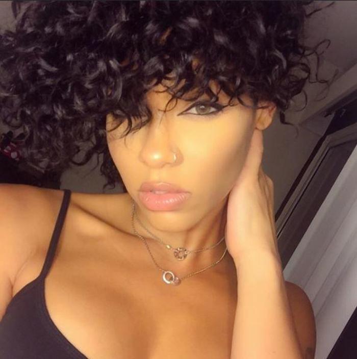 Rihannaya benzer sevgili buldu