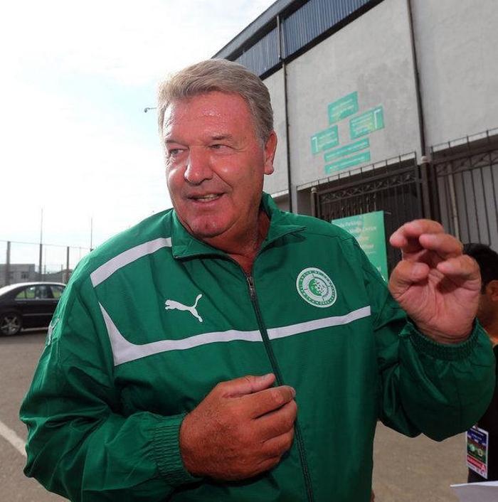 John Benjamin Toshack - Kulüpsüz