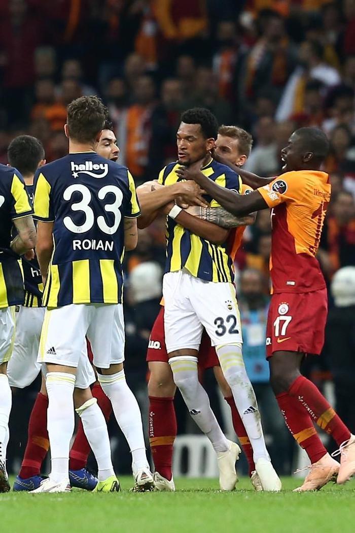 Galatasaraylı Badou Ndiaye: Hocamla hiçbir problemim yok