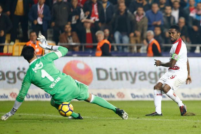Volkan Demirelden çarpıcı açıklamalar