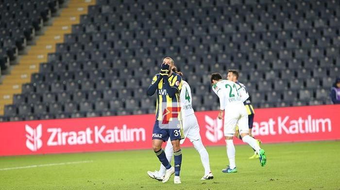 Fenerbahçenin genç yıldızı ilk resmi maçına çıktı