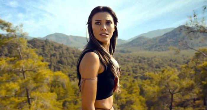 Tuvana Türkay stalk yapmak için sahte hesap kullanıyor
