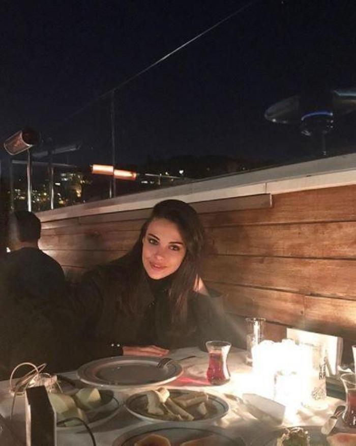 Tuvana Türkay stalk yapmak için sahte hesap kullanıyor
