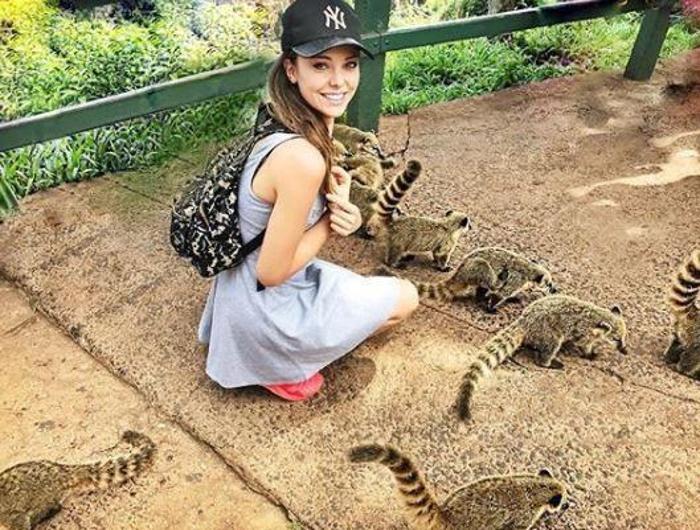 Tuvana Türkay stalk yapmak için sahte hesap kullanıyor