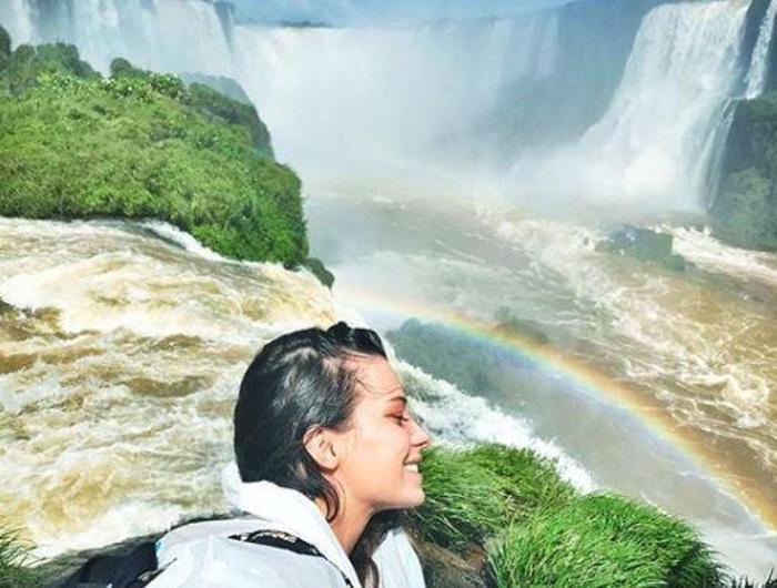 Tuvana Türkay stalk yapmak için sahte hesap kullanıyor