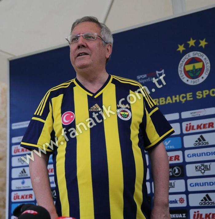 Başkan Aziz Yıldırımdan forma tanıtımı