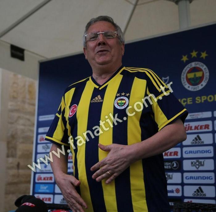 Başkan Aziz Yıldırımdan forma tanıtımı