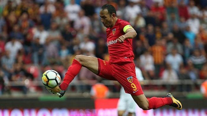 UMUT BULUT / KAYSERİSPOR/ 6 GOL