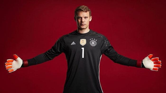 1) Manuel Neuer (Bayern Munich)