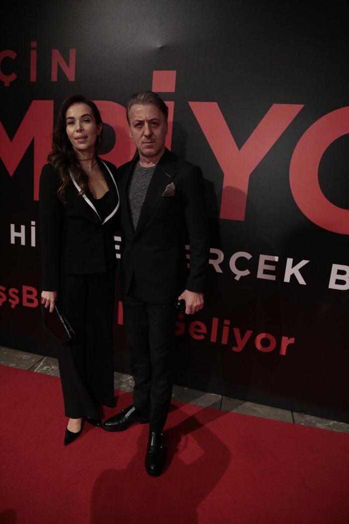 Ünlüler galaya akın etti