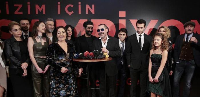Ünlüler galaya akın etti