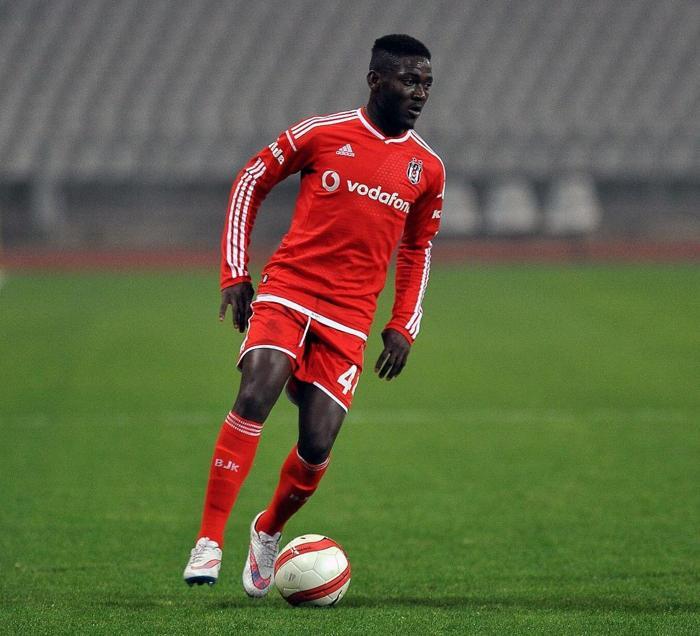 Beşiktaşın eski oyuncusu Daniel Opareye sürpriz talipler