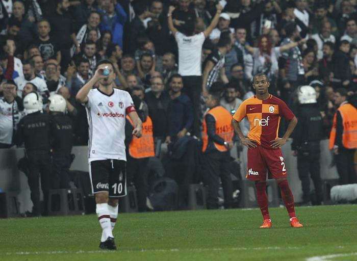 Muslera’dan Beşiktaş’a (Cem Dizdar