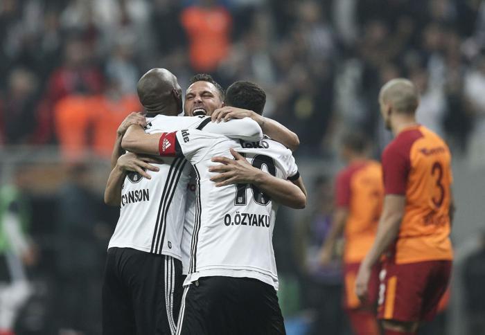 Fanatik yazarlarının Beşiktaş - Galatasaray maçı yorumları