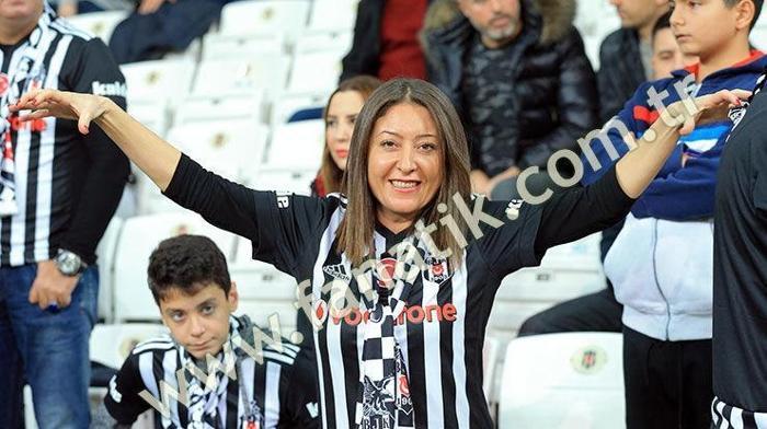 Beşiktaş-Galatasaray derbisinden kareler