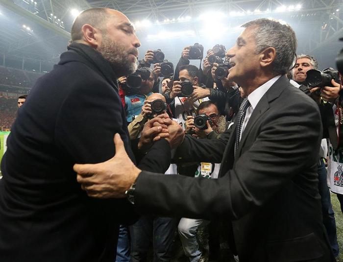 Beşiktaş evinde derbi kazanamadı, Tudor’un karnesi malum. Stres kaçınılmaz yani. Hangi teknik adamı daha avantajlı buluyorsunuz