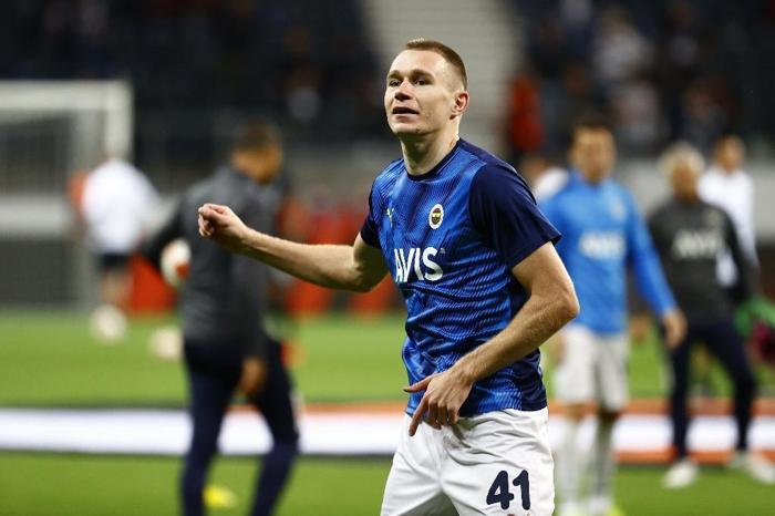 Son dakika Fenerbahçe transfer haberi Attila Szalaiyi Premier Lig devi istiyor