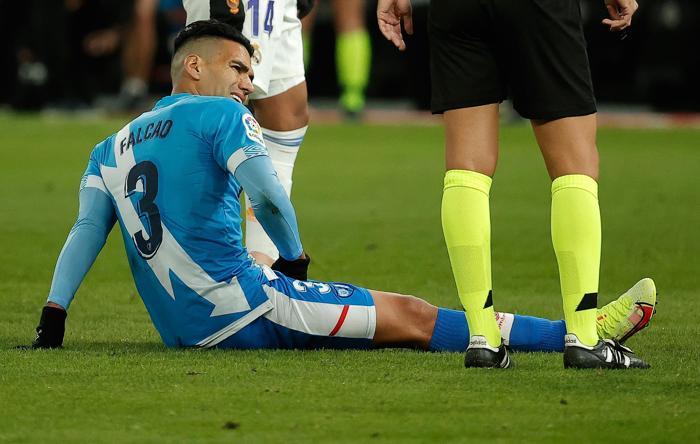 Radamel Falcaoya 11 dakika yetti ama...