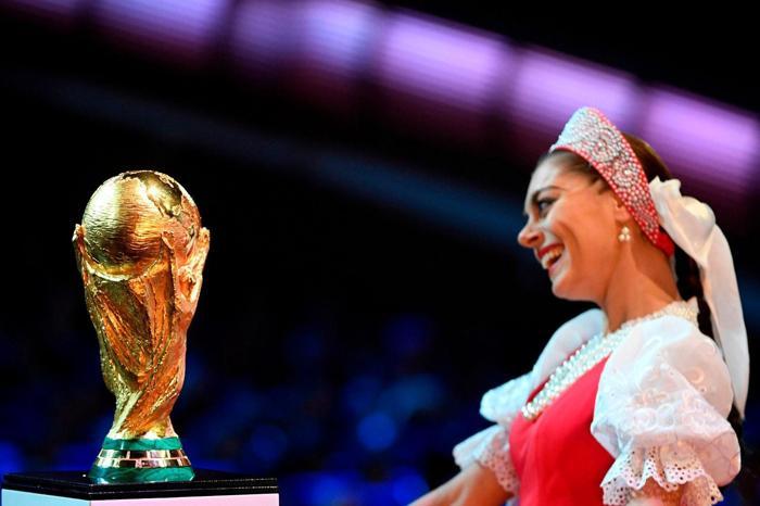 FIFA 2018 Dünya Kupası kura çekiminden çok renkli kareler