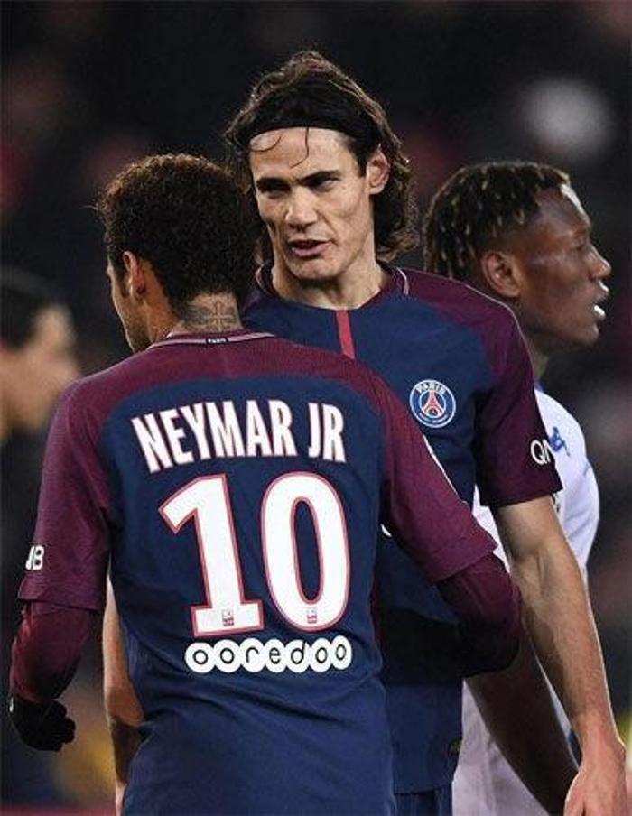 Neymar & Cavani geriliminde 2. perde