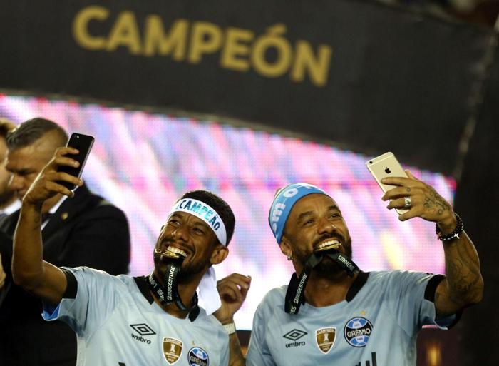 Baronili Gremio, 3. kez Libertadores şampiyonu