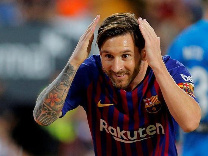 2) Lionel Messi
