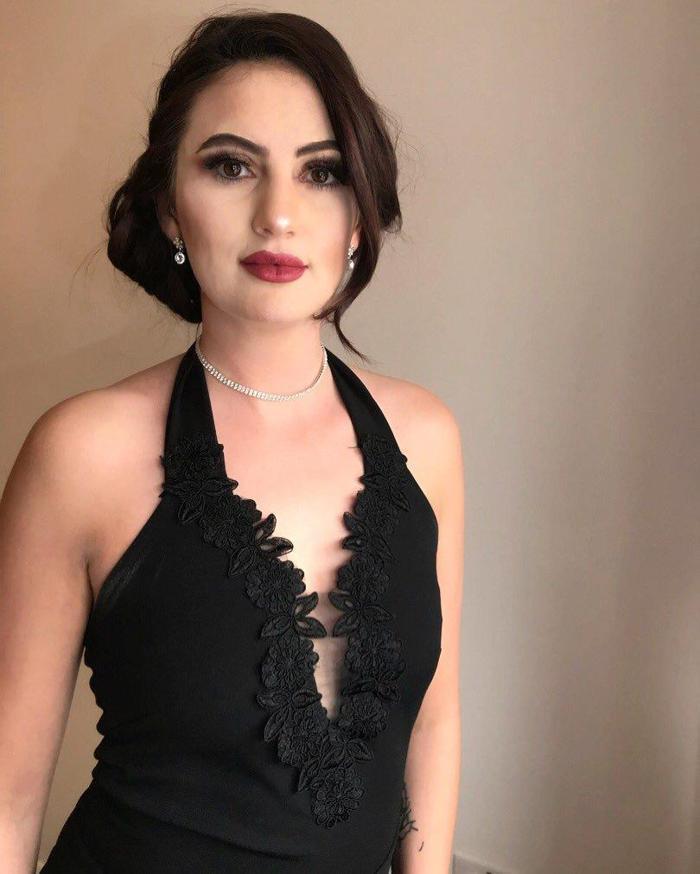 Snapchatten cinsel içerikli görüntülerini satıp ayda 27 bin TL kazanıyor