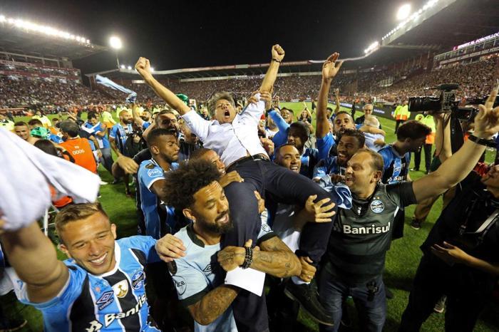 Baronili Gremio, 3. kez Libertadores şampiyonu