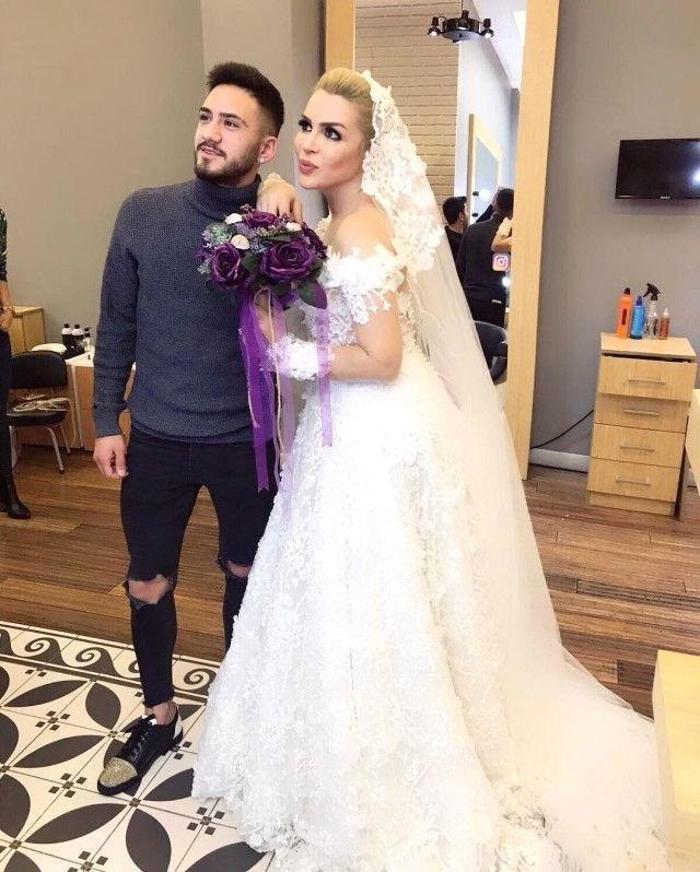 Cinsiyet değiştirerek kadın olan Selin Ciğerci, futbolcu Gökhan Çıra ile aşk yaşıyor