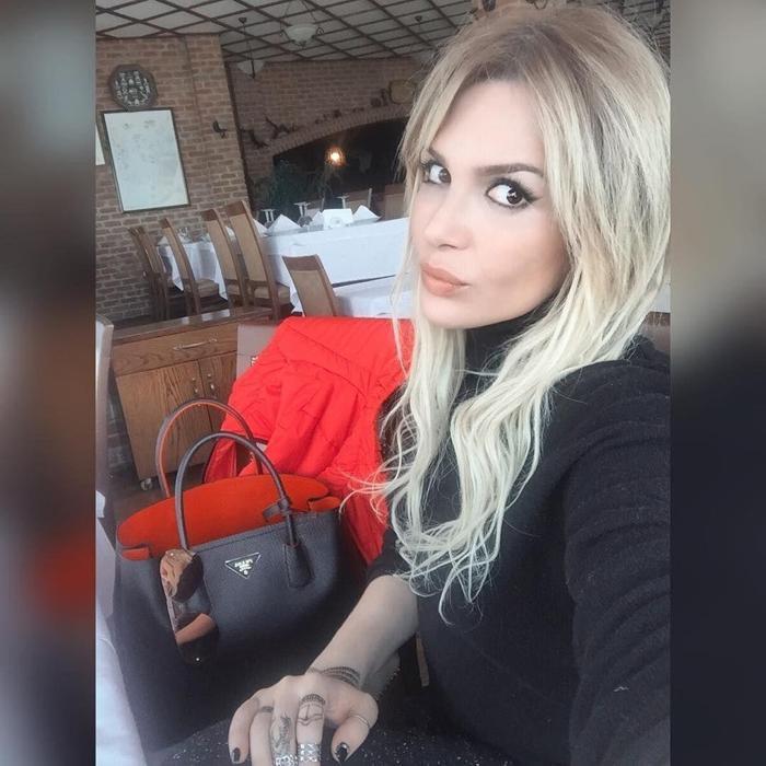 Cinsiyet değiştirerek kadın olan Selin Ciğerci, futbolcu Gökhan Çıra ile aşk yaşıyor