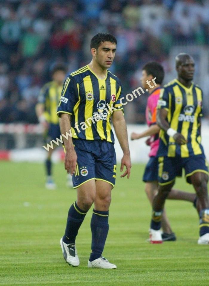 Ümit Özat