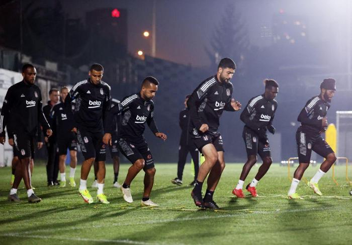 Son dakika Beşiktaş haberi Sergen Yalçının Trabzonspor maçı 11i...
